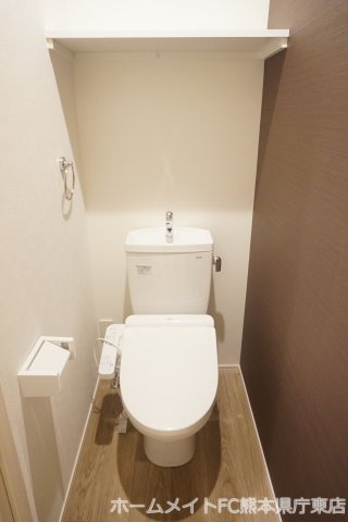 熊本市中央区黒髪２丁目のアパートのトイレ