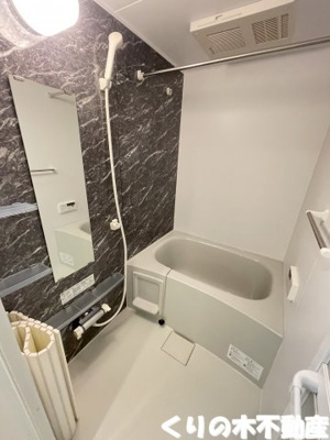 【浴室】 | パサージュ　デュ　ヴァン | コンパクトで使いやすいお風呂です