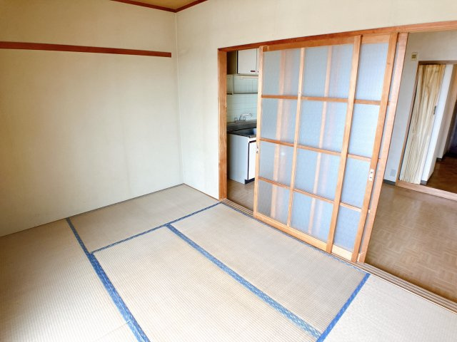 暁タウン西棟の和室