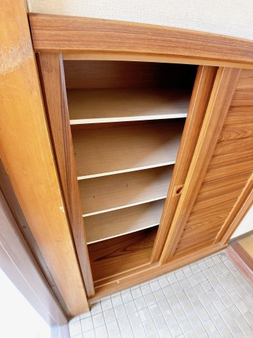 暁タウン西棟の収納