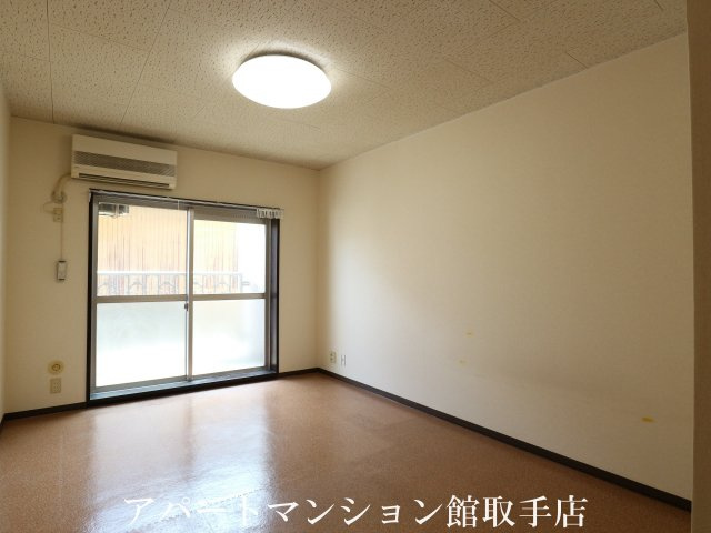 TNサニーハイツの居間・リビング