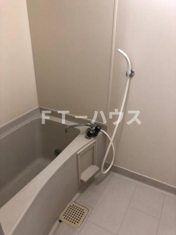 ラレーブ北習志野の浴室