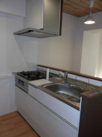 大阪市天王寺区上本町５丁目の賃貸マンションのキッチン