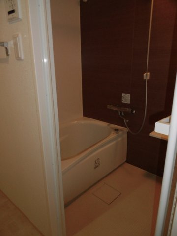 大阪市天王寺区上本町５丁目の賃貸マンションの浴室