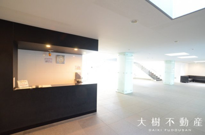 【エントランス】 | ペット飼育可　小田急コアロード海老名V　B棟　５階　3LDK　リフォーム済み　【仲介手数料無料】