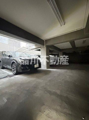 【駐車場】 | テラス戸越台 | 駐車場に車を止められます