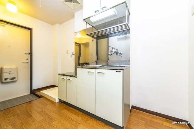 ブラウンヒルズ2番館のキッチン