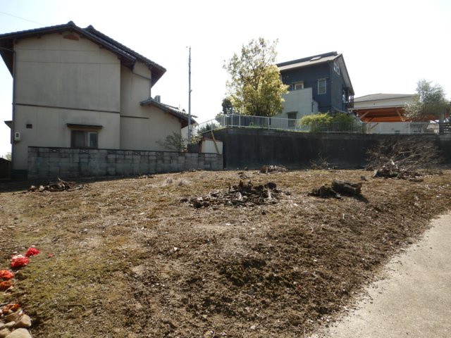 羽島売地の前面道路含む現地写真