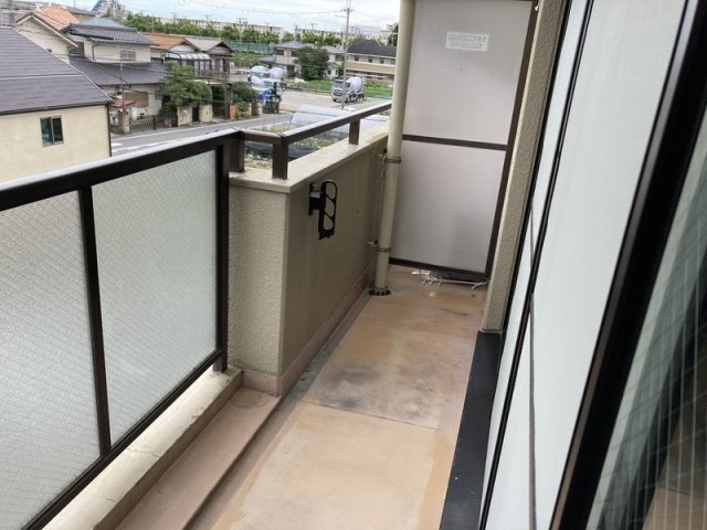 フェリオ伊丹北のバルコニー