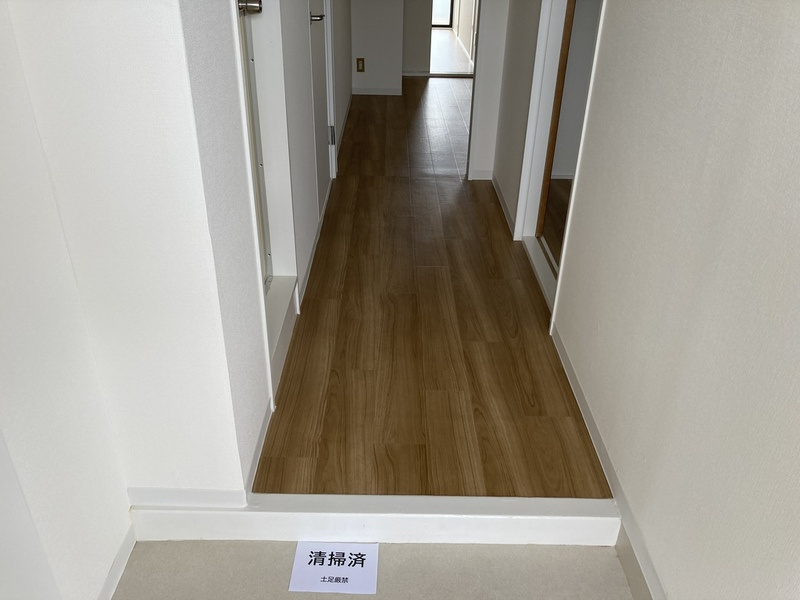 フェリオ伊丹北の玄関