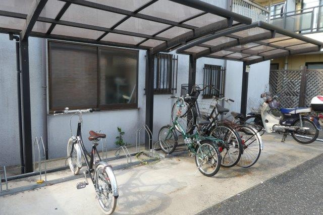 倉敷市稲荷町の店舗事務所のその他共用部分|自転車置き場