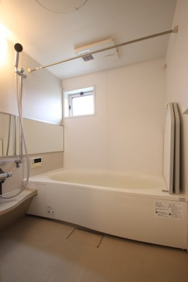 【浴室】 | レフィナード