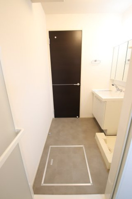 【洗面所】 | レフィナード