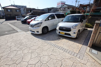 【駐車場】 | レフィナード