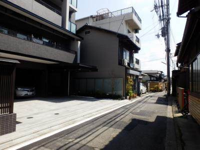 アークレジデンス中京四条大宮の周辺|前面道路
