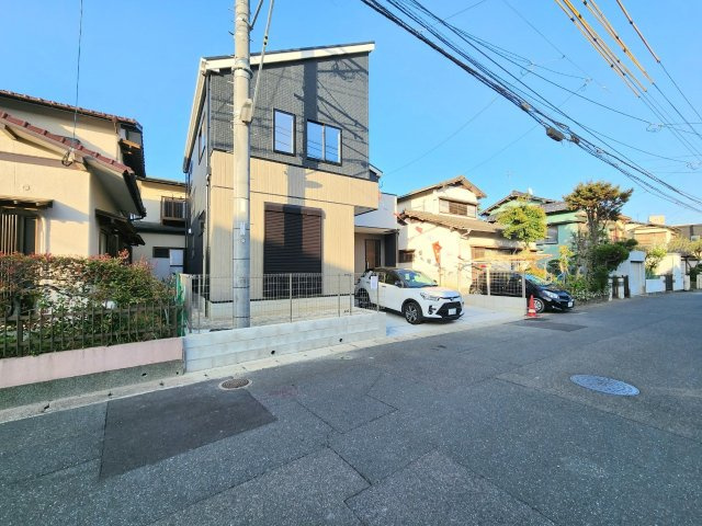 ケイアイ　Ricca-リッカ－小倉南区湯川新町1丁目　【小倉南区　新築戸建て】の駐車場|駐車スペースは並列２台可能♪　【小倉南区　新築戸建て】
