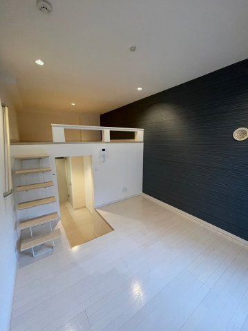 仲介手数料0円！！stage志賀本通の居間・リビング