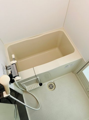 仲介手数料0円！！エムズガーデンの浴室