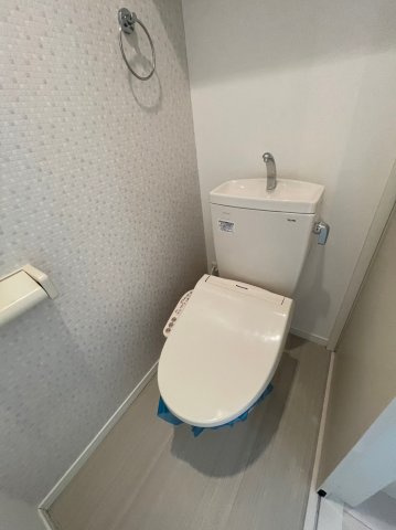 仲介手数料0円！！ルークス名古屋 IIのトイレ