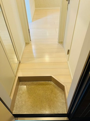 仲介手数料0円！！OAKWOOD　VILLAの玄関