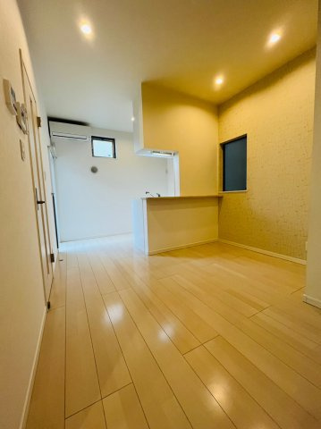 仲介手数料0円！！OAKWOOD　VILLAの居間・リビング