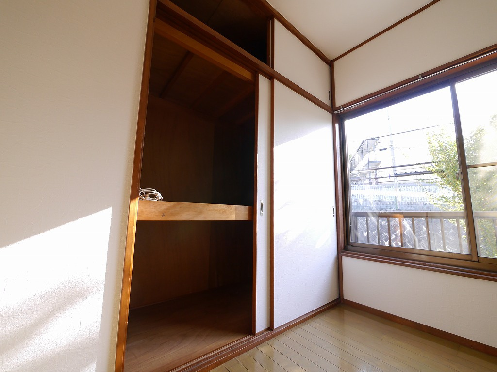 衣河テラスハウスの収納