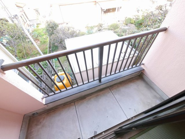 衣河テラスハウスのバルコニー