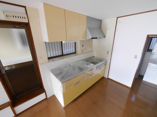 衣河テラスハウスのキッチン