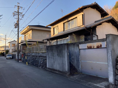 【外観】 | 長良　売土地 | ◆解体更地渡しとなります。
◆建築条件なしなのでお好きなハウスメーカーで建築できます。