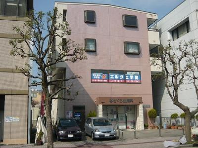 ピュアハイツの外観