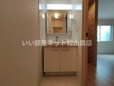 【洗面所】 | イノセント・ブルーム