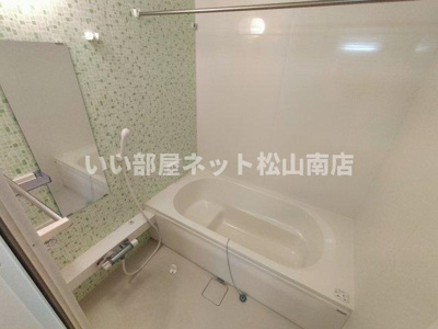 【浴室】 | イノセント・ブルーム