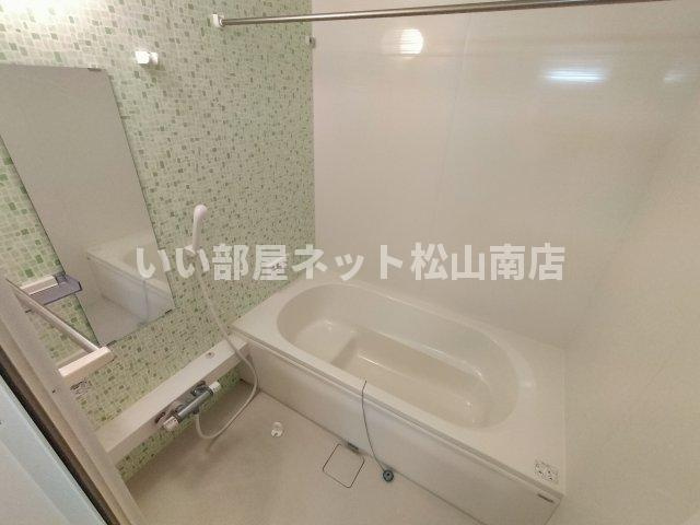 【浴室】 | イノセント・ブルーム