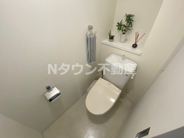 【トイレ】 | Gramercy Shiromi-dori | 清潔感のあるトイレです