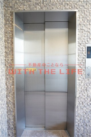 Riz Grande（リズグランデ）花畑駅前【キャッシュバック対象物件】のその他共用部分|清潔なロビーです