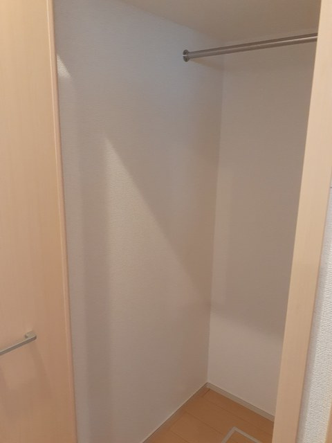 サンヴェール茂原Dの収納