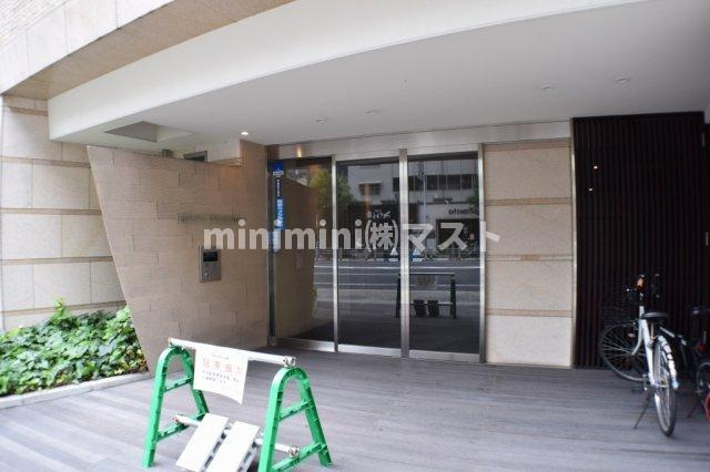 フォレステージュ靱公園のエントランス