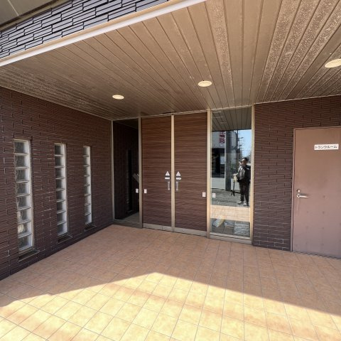 ベルシー室蘭のエントランス