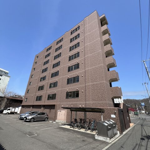 ベルシー室蘭の外観