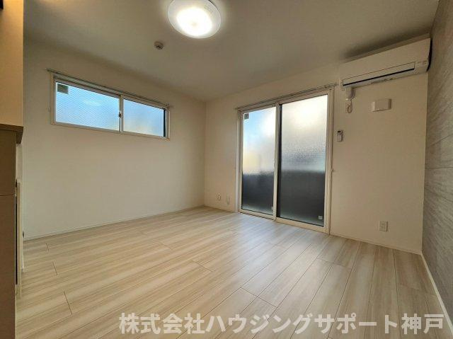 明石市大久保町大窪のアパートの居間・リビング