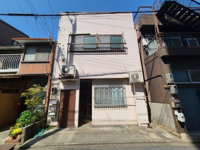 高山アパート