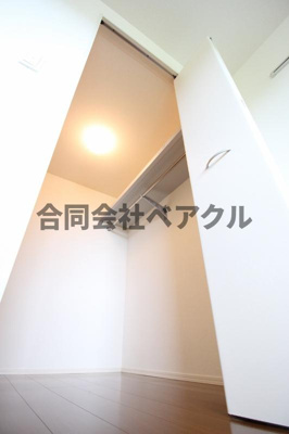 【収納】 | シーザリオＢ棟 | たっぷりとした収納スペースです