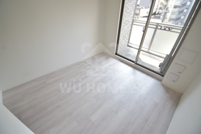 【内装】 | エスリード梅田グレイス | ゆったりとしたリビングです