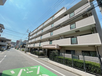 【外観】 | 西鉄天神大牟田線「高宮」駅まで徒歩5分♪生活環境充実、大楠小学校・高宮中学校まで歩いて10分以内で通学も安心の立地です。