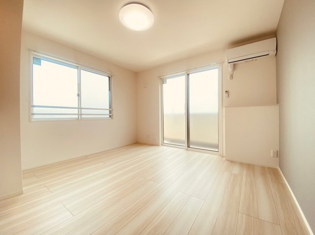 フェリーチェ明石大久保の居間・リビング