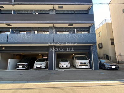 【駐車場】 | プレサンスＯＳＡＫＡ　ＤＯＭＥＣＩＴＹスクエア | 敷地内に駐車場あり！空き情報は都度お問い合わせください！