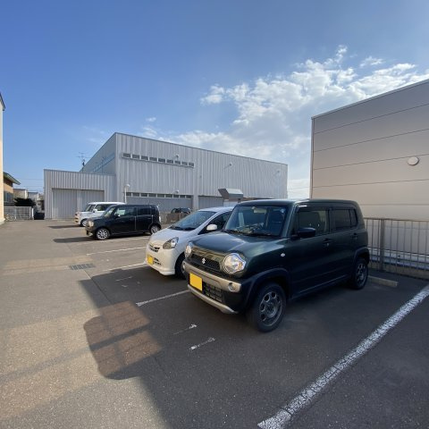 ヴィーナスステージⅡの駐車場