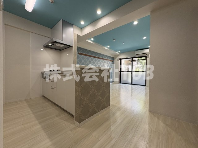 【居間・リビング】 | アンバーロード烏山 | LDK13.58帖