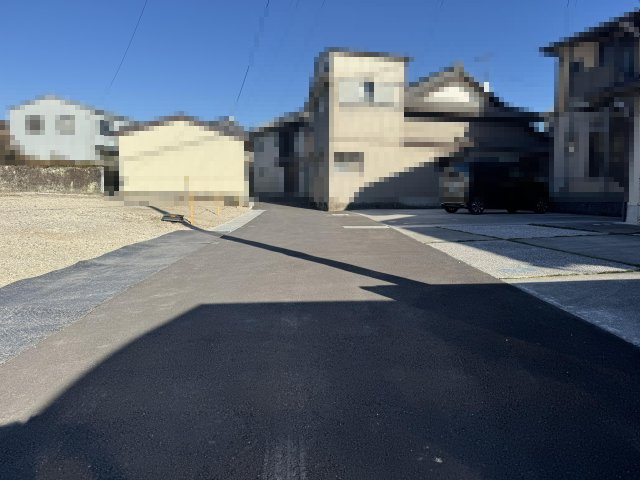 高知市大津乙 -東- 売土地の前面道路含む現地写真