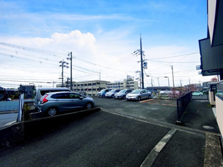 【駐車場】